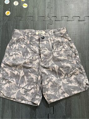 Fith kids purple and black shorts